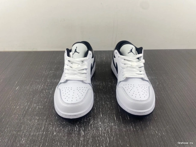 Jordan 553558-132 Air and white Low 1  black 1229